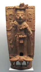 Wierookbrander in de vorm van de maïsgod op een schildpad, Noordelijke Yucatán-schiereiland, Postklassieke periode, 900-1000 AD