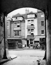 Oud huis en een taverne in Aldgate, Londen