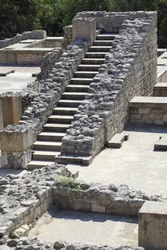 Oostelijk deel van het paleis van koning Minos in Knossos tussen het megaron van de koningin en de centrale binnenplaats. Kreta. 1600-1450 v.Chr.