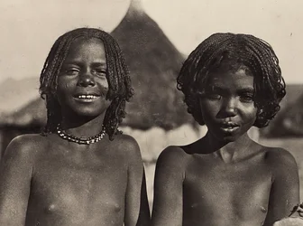 Het bouwen van een rijk in het fascistische tijdperk: Maria meisjes in Eritrea, 09/05/1936