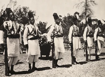 De gelovigen, 09/05/1936