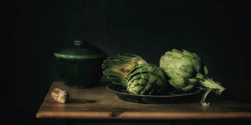 Stilleven met artisjokken