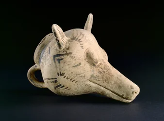 Vos rhyton