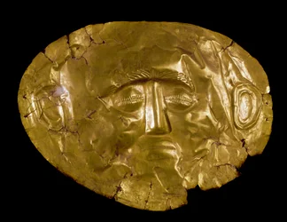 Myceense kunst: gouden masker. Van de site van Mycene. 16e eeuw v.Chr. Athene, nationaal archeologisch museum