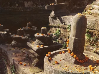 Shiva lingams bij de Pashupatinah Tempel