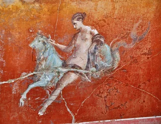 Oplontis, bij Napels, Italië (Napoli, Italia): muurschilderingen in Villa Poppaea - detail van Romeinse fresco, mythologische scène de ontvoering van Europa - Romeinse kunst - Foto Patrice Cartier -