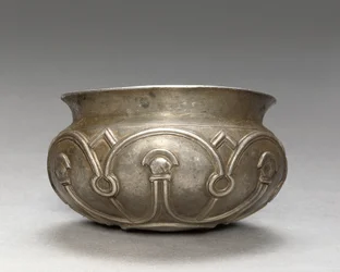 Pre-Achaemenid kom, ca. 6e eeuw v.Chr.