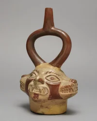 Stijgbeugelvat in de vorm van een veelkoppig katachtig wezen, 250-500 n.Chr. (keramiek en pigment)