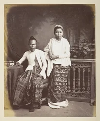 Portret van een Birmaanse man en vrouw, Fotograaf: Klier, Philip Adolphe Gladstone Collectie