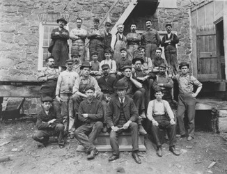 Werknemers in de Henry Clay Fabriek, 1905