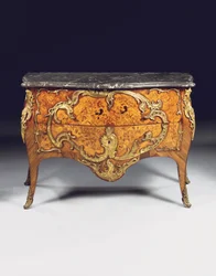Louis XV commode, verkocht door Adrien Delorme