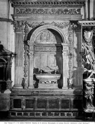 Monument voor Antonio Roselli