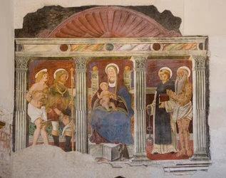 Sint-Pietro en Paolo kerk, Valvasone, Friuli, Italië (fresco)