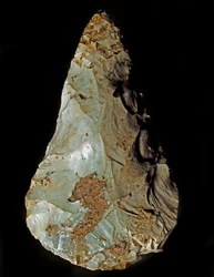 Prehistorie: lithische vervaardiging biface van Micoquian type