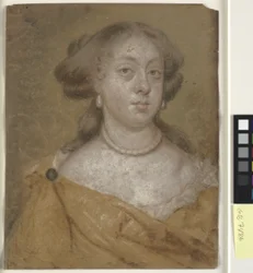 Hoofd- en schouderportret van een dame met oorbellen