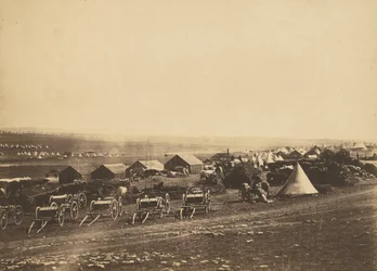 Artilleriewagens, Balaklava in de verte.