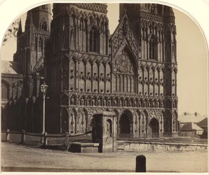 Kathedraal van Lichfield vanuit het noordwesten, 1858