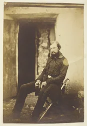 Prins Eduard van Saksen-Weimar, gefotografeerd in het veld, Krim