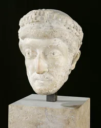 Hoofd van keizer Theodosius II (408-450)