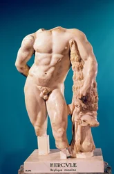 Standbeeld van Hercules, kopie van een Grieks origineel (marmer)