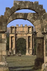 Triomfboog gebouwd ter ere van Keizer Caracalla, Hoge Keizerlijke Periode (27 v.Chr.-395 n.Chr.)