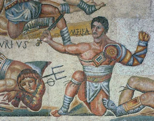 Mozaïek met een scène van vechtende gladiatoren, detail van een triomferende gladiator