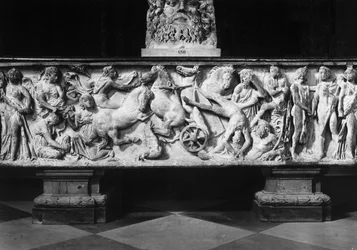 Sarcophagus met de Val van Phaethon