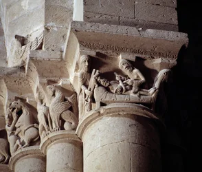 Delilah knipt Simsons haar (gekerfde kapiteel van het transept)