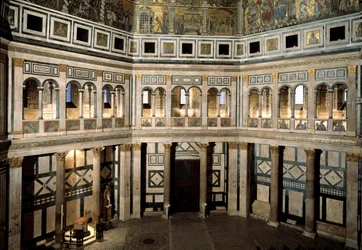 Interieur van de Doopkapel van Johannes de Doper (Doopkapel van Florence)