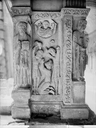 De steniging van St. Stefanus, van een pilaar in het klooster