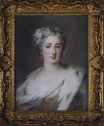 Portret van een dame in een met hermelijn afgewerkte mantel