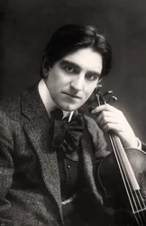 Rohan Clensy, Ierse violist, 1907