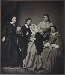 Portret van de auteur en lexicograaf Vladimir Dahl met familie