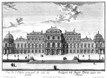 Tuinzijde van het bovenste kasteel