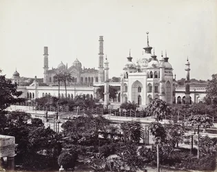 Graf van Zinat Algiya in het Husainabad Imambara-complex