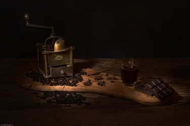 Donkere koffie en chocolade