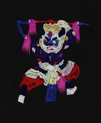 Mannelijk personage uit de Pekin Opera. Geschilderd papierknipsel of "Jian Zhi", Chinese volkskunst, Pekin.