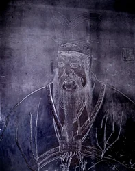 Portret van de Chinese filosoof Confucius (551-479 v.Chr.), grafsteen, Shanghai Museum