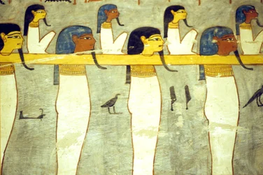 Oude Egypte, schilderij, Goden van de onderwereld vastgebonden aan Hathor, goddelijke koe, die de zonnebark sleept, Tombe van Ramses I, Thebe