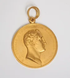 Een gouden medaille voor ijver, geslagen met het profiel van Nicolaas I, ca. 1825