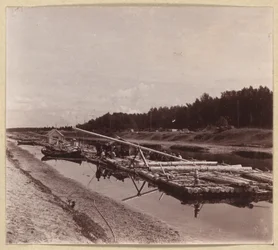 Vlotten van boomstammen, Wolga-Baltische Waterweg, Rusland