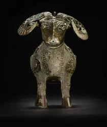 Rituele wijnvat in de vorm van een ram, Gong