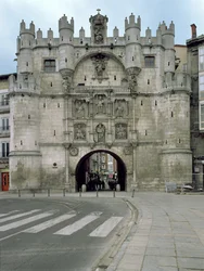 Arco de Santa Maria, ooit onderdeel van de stadsmuren