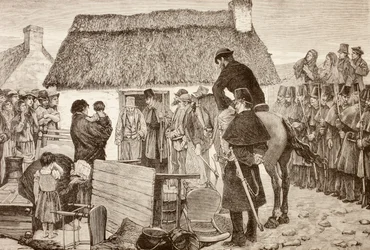 Arme huurders worden uit hun huis gezet tijdens de crisis van de Irish National Land League, uit 