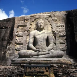 Boeddha van Gal Vihare van Polonnaruwa (Sri Lanka) (toegeschreven aan Koning Parakrama Bahu)
