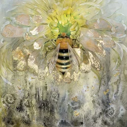 Gouden bij op een bloem