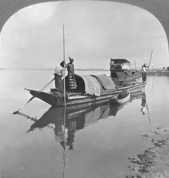Birmese boot op de Irrawaddy-rivier, Birma, 1908