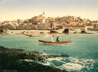 Haven van Jaffa met de stad op de achtergrond, ca. 1880-1900