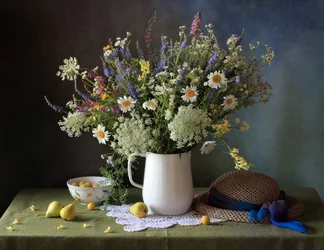 Rustiek boeket met wilde bloemen