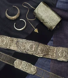Sieraden, portemonnee en riemen, Thailand (zilver)